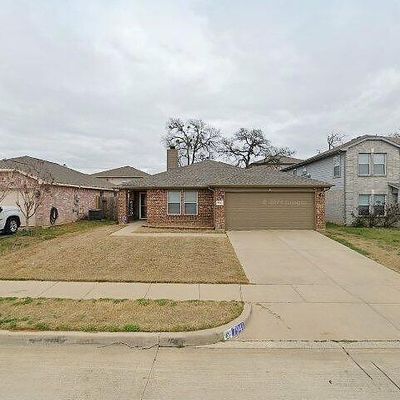 7941 Meadow View Trl, Fort Worth, TX 76120