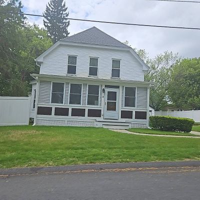 8 Everett St, Derry, NH 03038