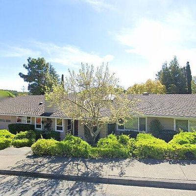 80 Twelveoak Hill Dr, San Rafael, CA 94903