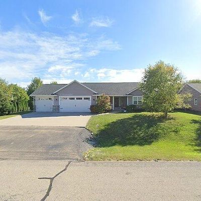 802 Sundial Ln, Neenah, WI 54956