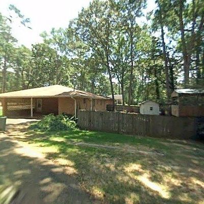 808 Lida Ln, Brookhaven, MS 39601