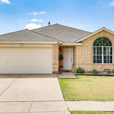 808 Plumeria Dr, Arlington, TX 76002