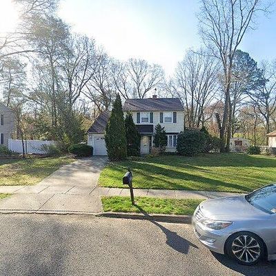 8260 Weymouth Dr, Pennsauken, NJ 08109