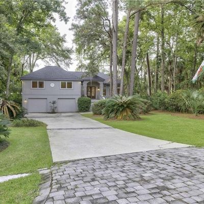 85 Peninsula Dr, Hilton Head Island, SC 29926