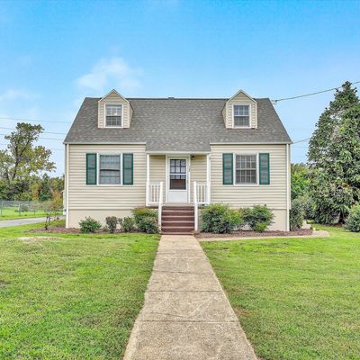 723 Yorkshire St, Salem, VA 24153