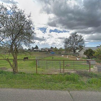 7261 Richardson Rd, Oakdale, CA 95361