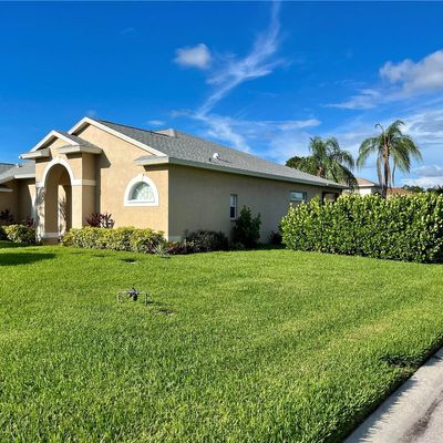 7375 Ridge Rd, Sarasota, FL 34238