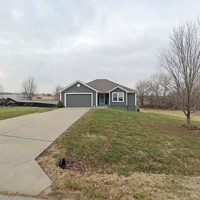 739 Hurley St, Peculiar, MO 64078