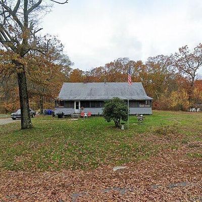 746 Town Farm Rd, Pascoag, RI 02859