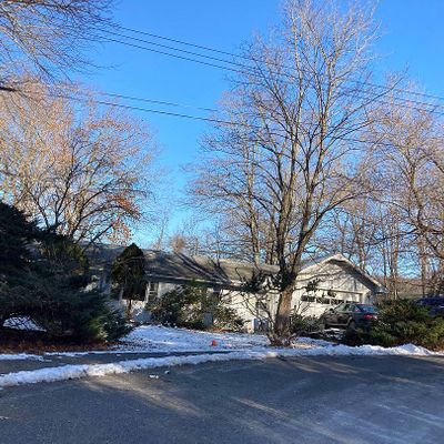 76 Valley View Rd, High Bridge, NJ 08829