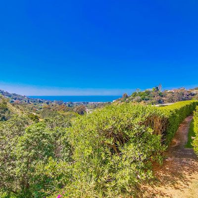 7656 Caminito Coromandel, La Jolla, CA 92037