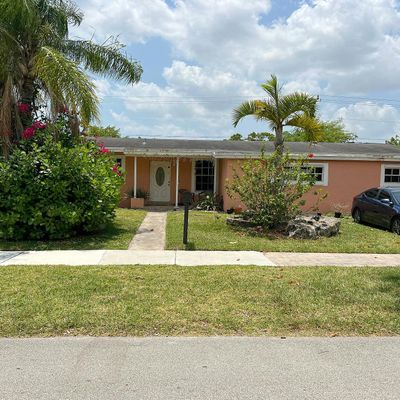 9300 Marine Dr, Cutler Bay, FL 33189