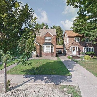 94 E 196 Th St, Cleveland, OH 44119