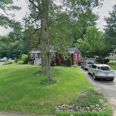 95 Pringle St, Tewksbury, MA 01876