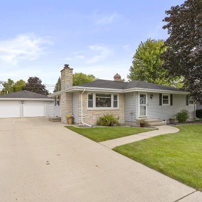 965 Sund St, Neenah, WI 54956