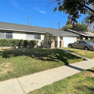 986 Ashford St, Simi Valley, CA 93065