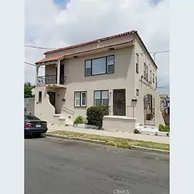 Avenue 4, Los Angeles, CA 90037