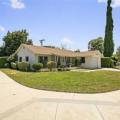 Just East Of Hillhurst Ave.   Walking Distance Cl, Los Angeles, CA 90005