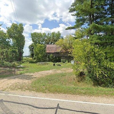 N5917 5 Th Ave, Plainfield, WI 54966