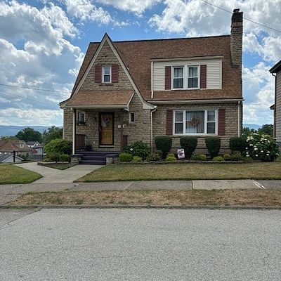 88 Oakland Ave, Uniontown, PA 15401