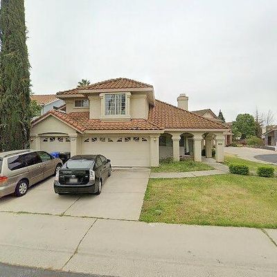 8929 Laguna Star Dr, Elk Grove, CA 95758