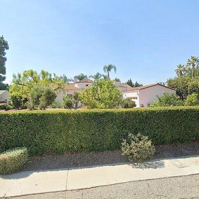 8931 Zelzah Ave, Sherwood Forest, CA 91325