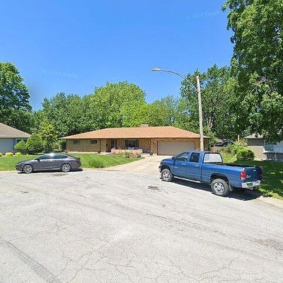 8950 E 60 Th Ter, Raytown, MO 64133