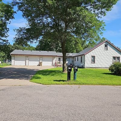 902 11 Th St N, Princeton, MN 55371