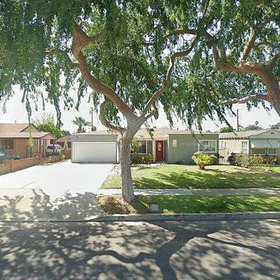 9027 S 3 Rd Ave, Inglewood, CA 90305