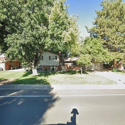 905 Daphne St, Broomfield, CO 80020