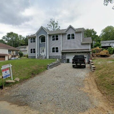 10 Pinegrove Rd, Budd Lake, NJ 07828