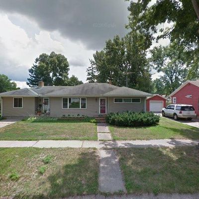 1014 6 Th St, Baraboo, WI 53913