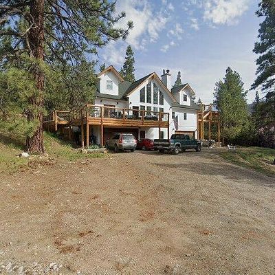 1015 Hicks Dr, Big Bear City, CA 92314