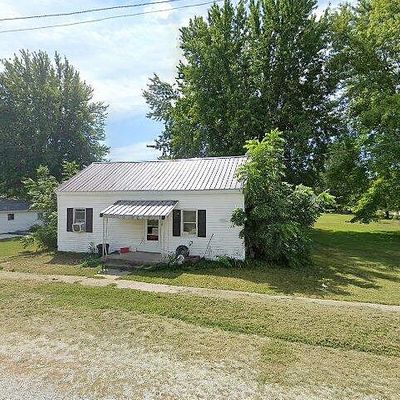 102 E Summer St, Plymouth, IL 62367