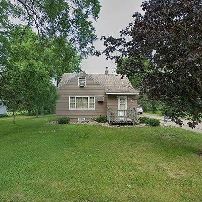 1036 Pleasant St, Forest City, IA 50436