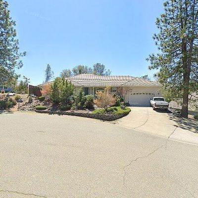 1062 Diamante Robles Ct, Diamond Springs, CA 95619