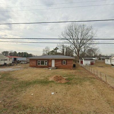 107 10 Th Ave N, Decherd, TN 37324