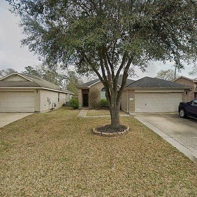 11911 Belle Ct, Pinehurst, TX 77362