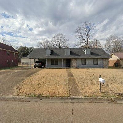 1205 Peggy Ln, Greenwood, MS 38930