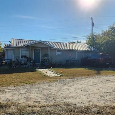 1217 Lipan Dr, Granbury, TX 76048