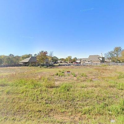 12215 Lake Conroe Hills Dr, Willis, TX 77318