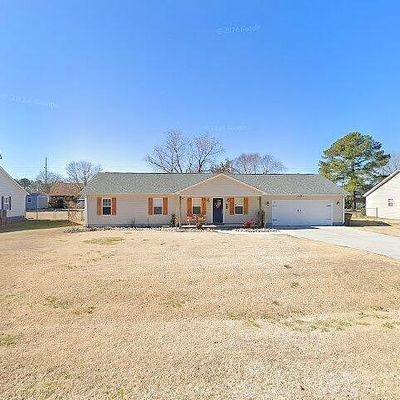 109 Fodder Dr, Hubert, NC 28539