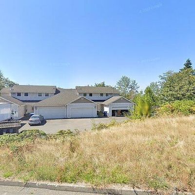 1100 Eagle Ridge Dr S #C, Renton, WA 98055