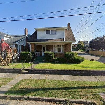 1100 Oregon Ave, Natrona Heights, PA 15065