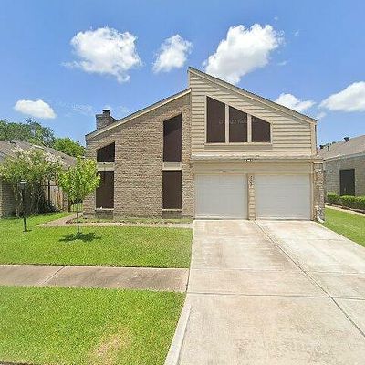 11102 Midhurst Dr, Houston, TX 77072