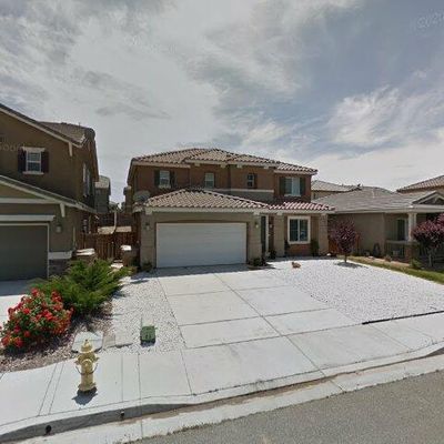 13251 La Crescenta Ave, Oak Hills, CA 92344