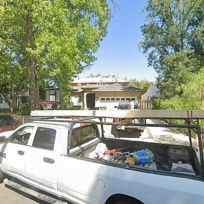 13623 Sylvan St, Van Nuys, CA 91401