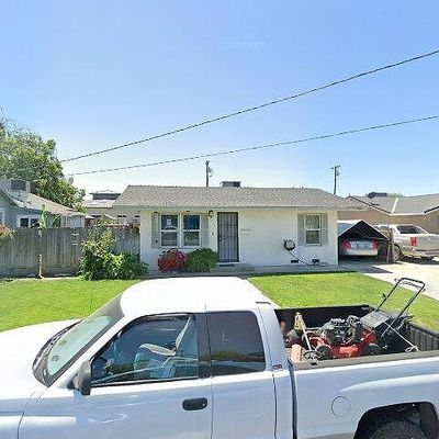 1234 A St, Livingston, CA 95334