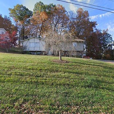 128 Manchester Pl, Kingsport, TN 37663