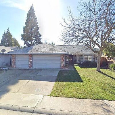 1303 Pilgrims Dr, Roseville, CA 95747